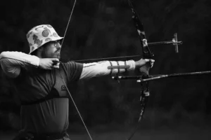 Iowan ‘Armless Archer’ Matt Stutzman wins gold medal for Team USA at Paris Paralympics